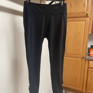 Capri length workout leggings